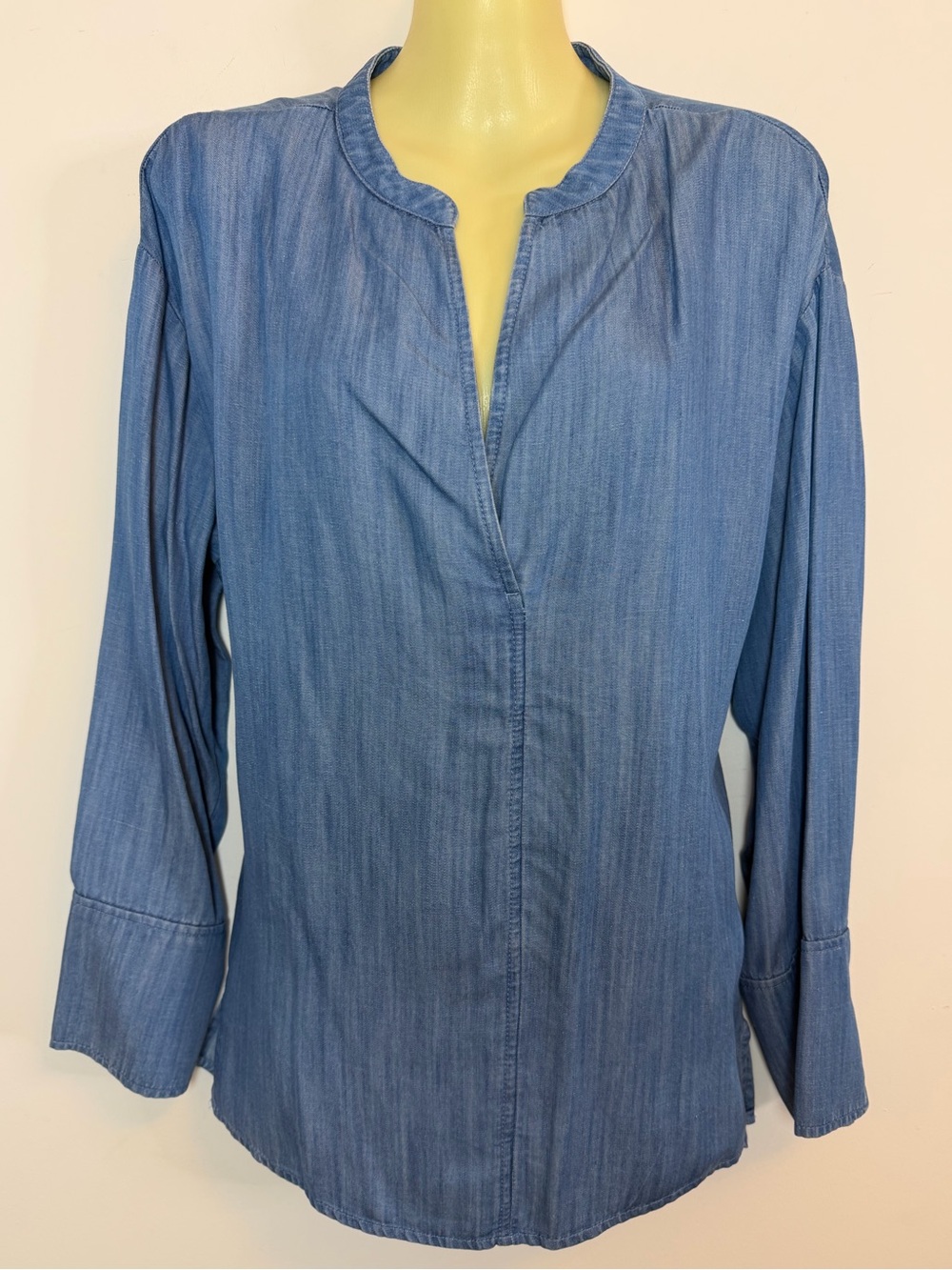Lou & Grey Light Blue Chambray Split-Neck Tunic